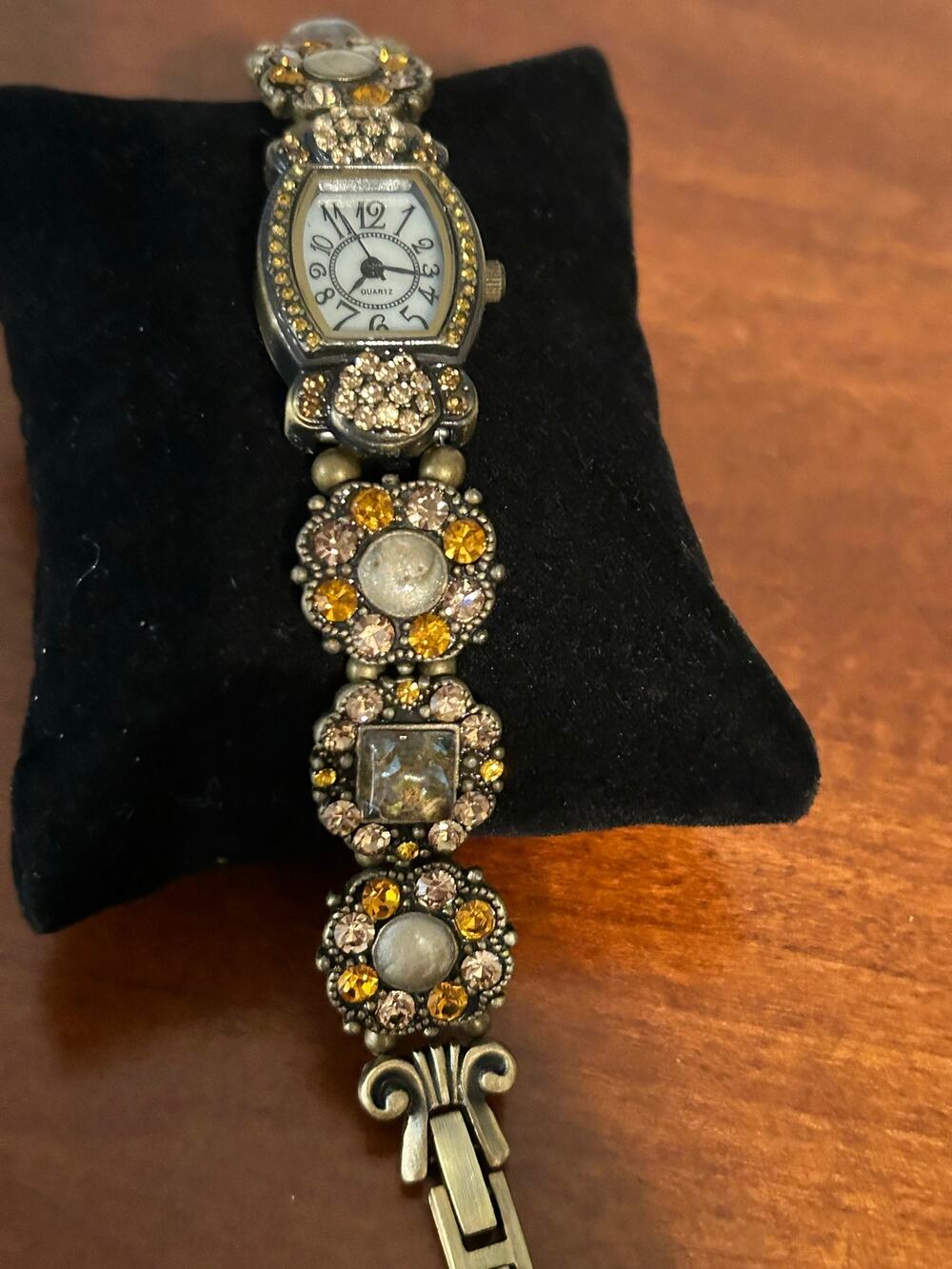 Vintage Floral Gem Quartz Watch - Treasured Times $15.00 Collection Multicolor